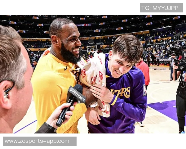 里夫斯赛季前五场狂砍171分追平湖人传奇球星韦斯特科比与贝勒