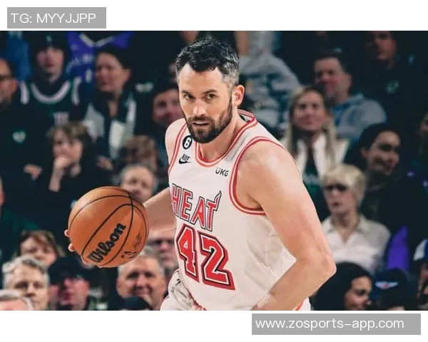 乐福替补表现出色13投7中三分3中8贡献17分并积极防守送出3次封盖